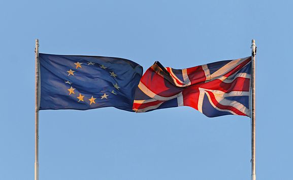 Κατά του Brexit οι Βρετανοί – 55% ψηφίζουν υπέρ της παραμονής στην ΕΕ - Media