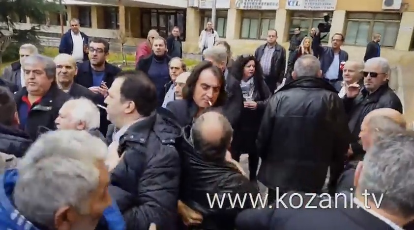 Βουλευτής ΣΥΡΙΖΑ: Δημοσιογράφοι και άτομα ακραίων ιδεολογιών έκαναν τα επεισόδια στην Κοζάνη (Video) - Media