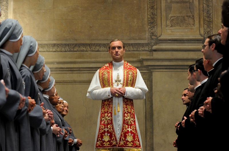 Η πρώτη τηλεοπτική σειρά του Πάολο Σορεντίνο, The Young Pope, έρχεται στον  ΟΤΕ TV - Media