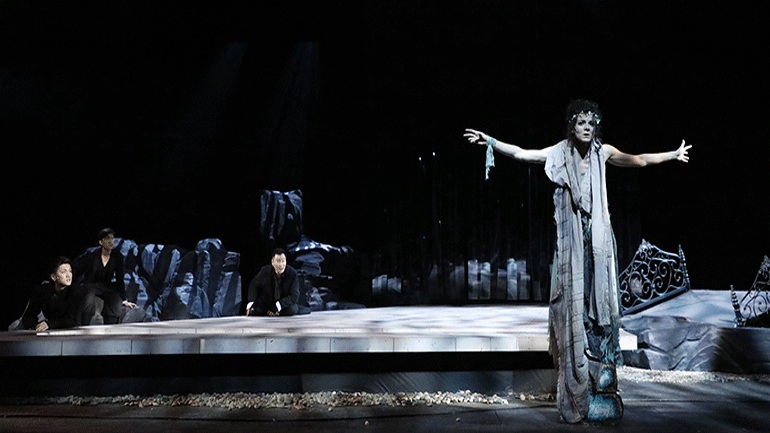 Το Εθνικό Θέατρο ενθουσίασε το Πεκίνο με τον «Αγαμέμνονα» του Αισχύλου (Photos) - Media