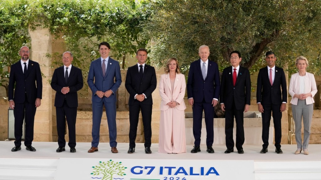 g7 italia oikogeneiaki- new